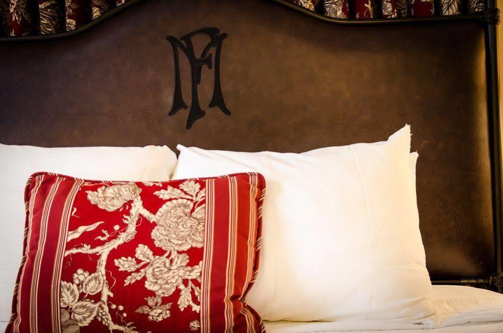 General Francis Marion Hotel エクステリア 写真